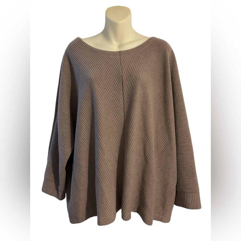 Philosophy ladies scoop neck shirt. EUC size 2x